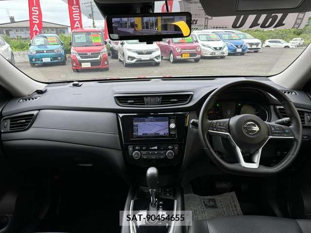 Nissan X-TRAIL 2017-11 371306-2