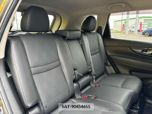 Nissan X-TRAIL 2017-11 371306-4