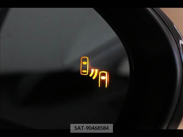 Toyota PRIUS 2016-03 331114-7