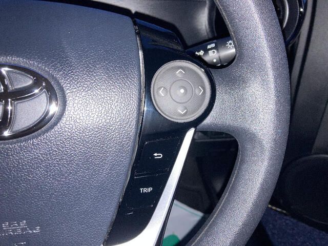 Toyota AQUA 2021-03 189109-12