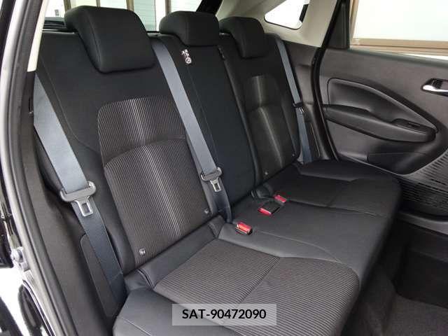Nissan NOTE 2021-02 302472-8