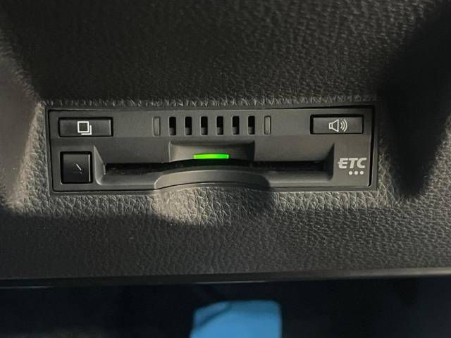 Toyota YARIS CROSS 2023-06 24741-6