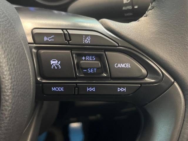 Toyota YARIS CROSS 2023-06 24741-4