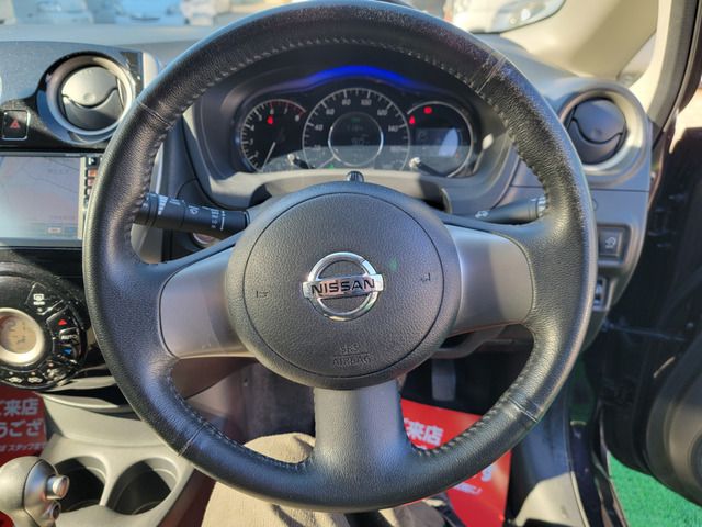 Nissan NOTE 2013-08 196593-11