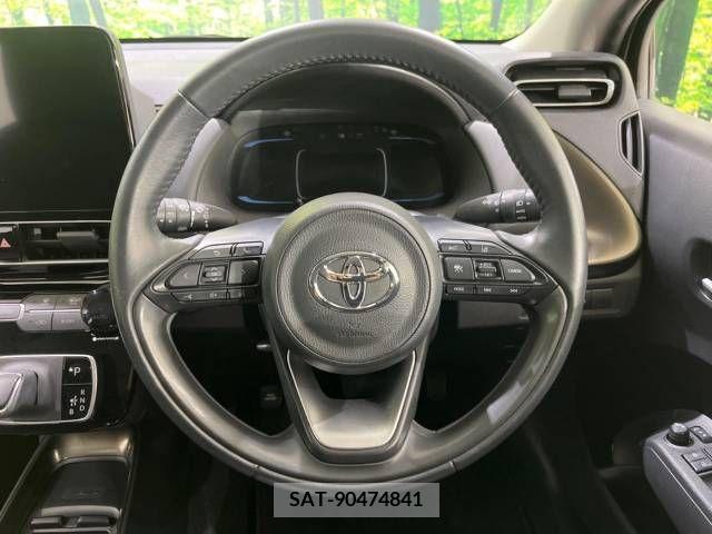 Toyota AQUA 2021-08 260481-11