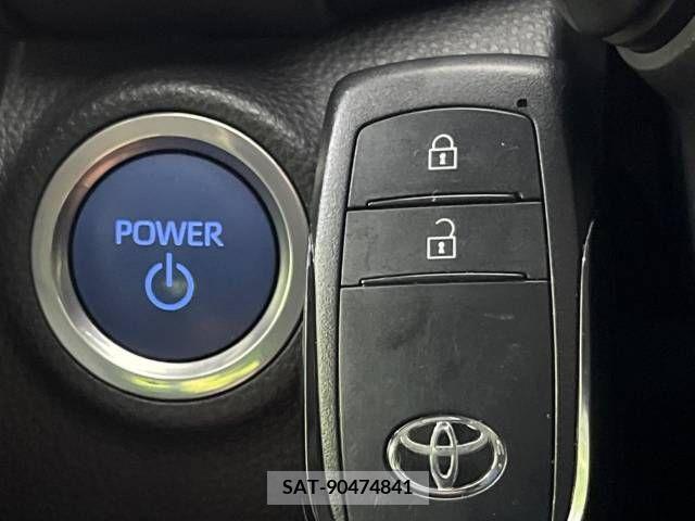 Toyota AQUA 2021-08 260481-7