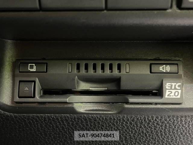 Toyota AQUA 2021-08 260481-6