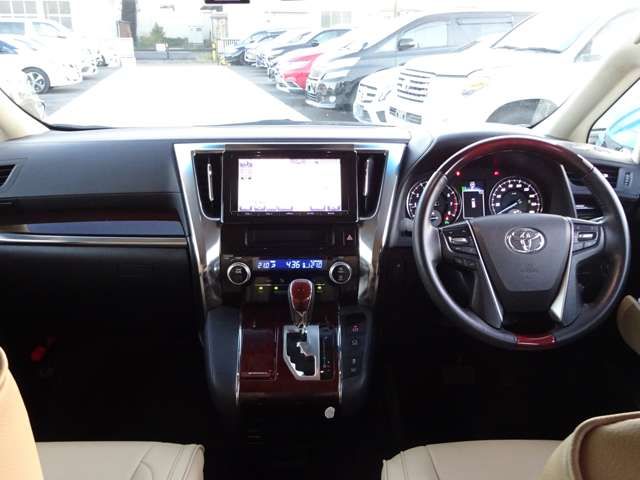 Toyota VELLFIRE 2015-04 194187-1