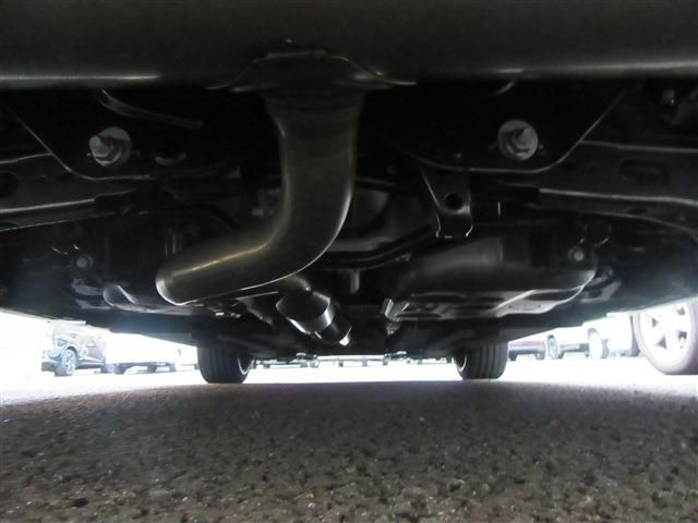 Toyota YARIS 2023-05 11371-14