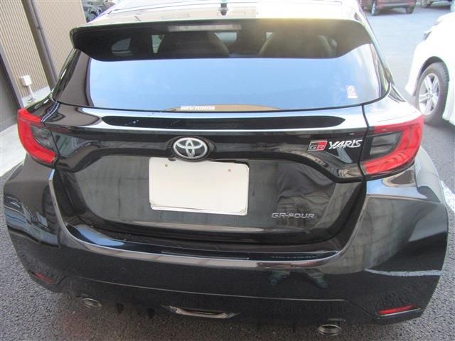 Toyota YARIS 2023-05 11371-3