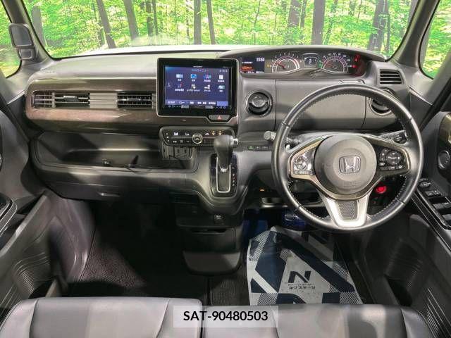 Honda N BOX CUSTOM 2019-05 278937-1
