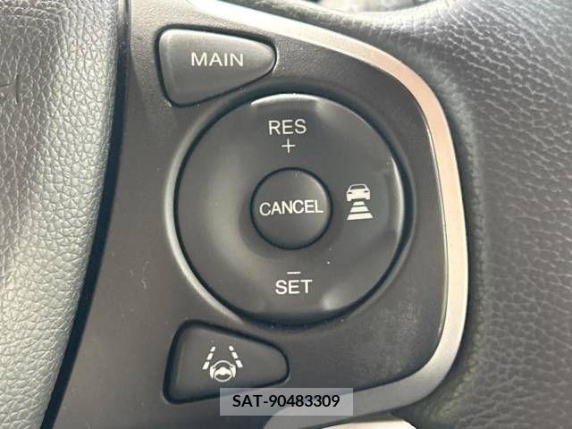 Honda e 2021-03 221173-6