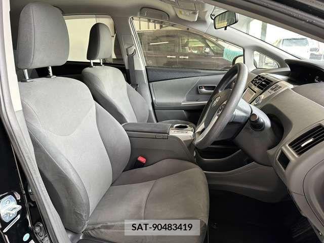 Toyota PRIUS ALPHA 2014-03 376978-6