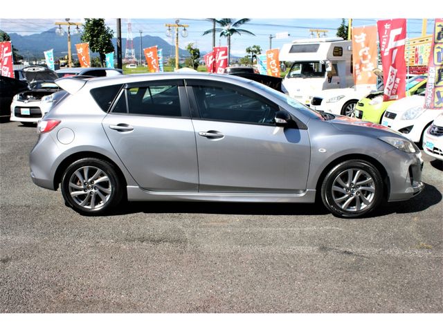 Mazda AXELA SPORT 2013-07 2966-3