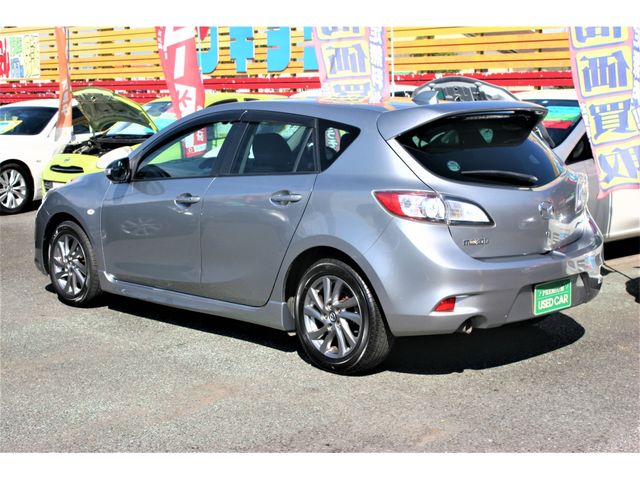 Mazda AXELA SPORT 2013-07 2966-7
