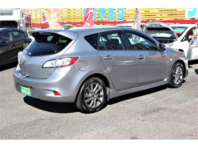 Mazda AXELA SPORT 2013-07 2966-2