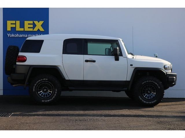 Toyota FJ CRUISER 2012-01 182590-4
