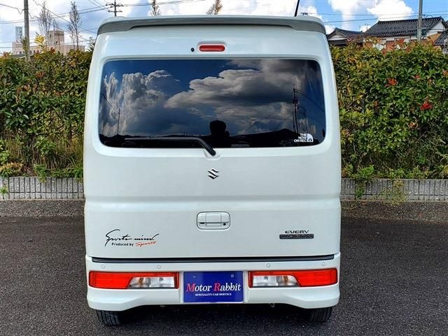 Suzuki EVERY WAGON 2022-11 17910-4