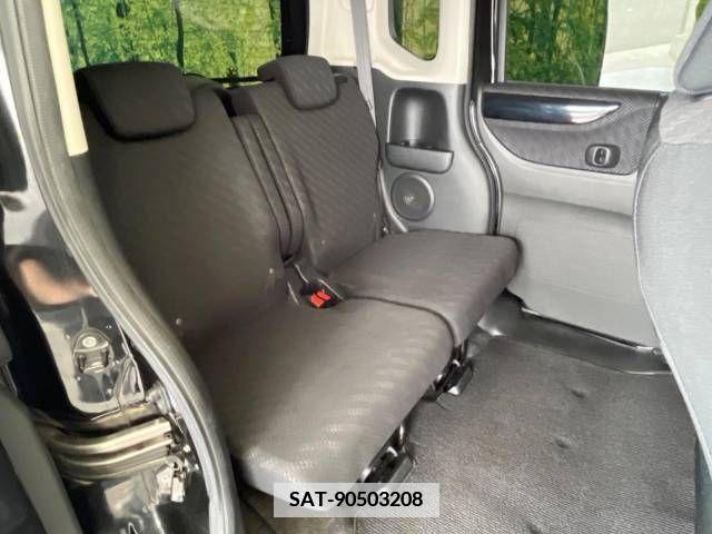 Honda N BOX CUSTOM 2015-01 381374-9