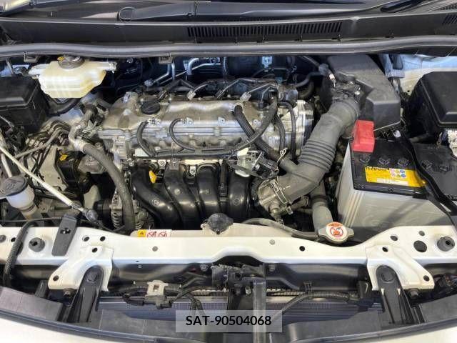 Toyota VOXY 2020-10 321671-18