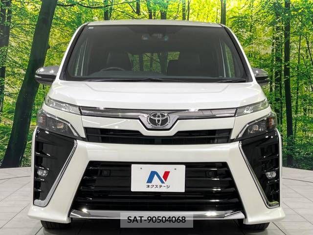 Toyota VOXY 2020-10 321671-14