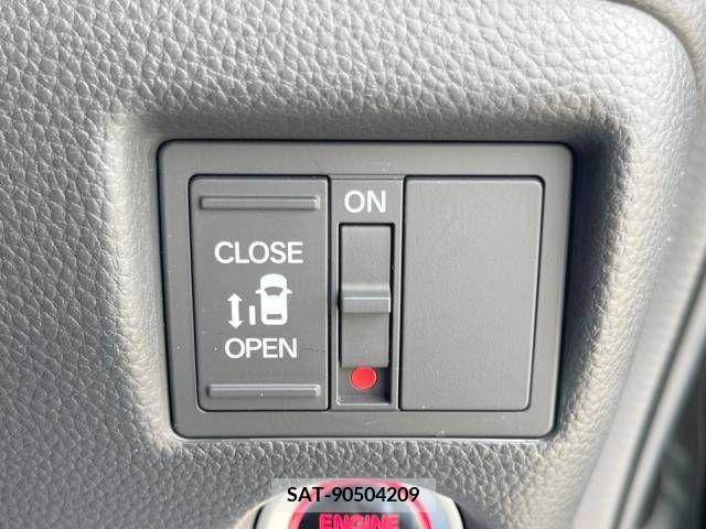 Honda N BOX CUSTOM 2020-01 351704-4