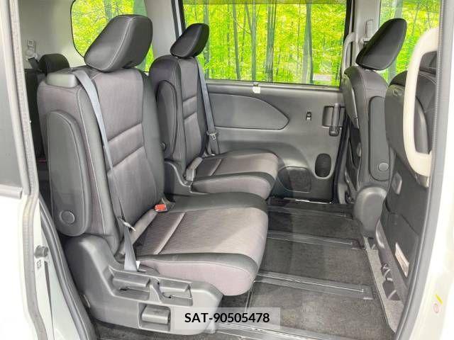 Nissan SERENA 2019-04 325016-8