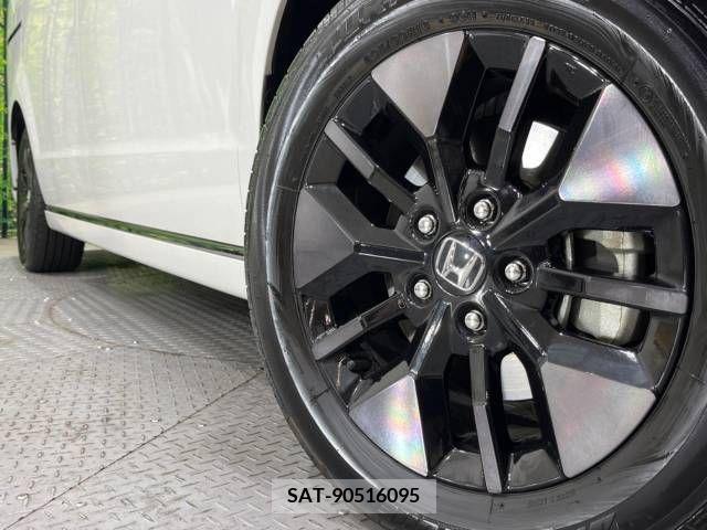 Honda STEP WGN 2023-01 354821-13