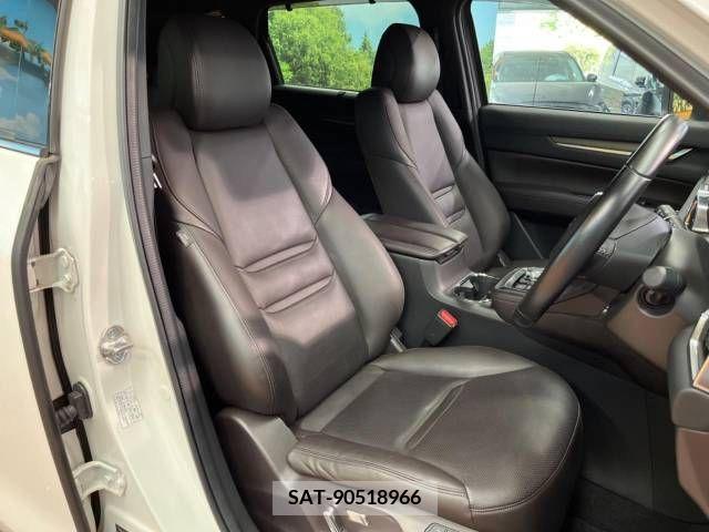 Mazda CX-8 2018-12 358823-11
