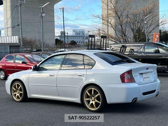 Subaru LEGACY B4 2005-04 381872-8
