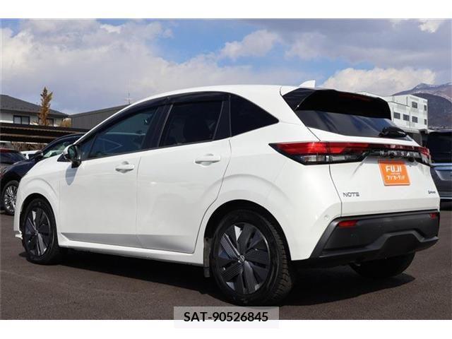 Nissan NOTE 2021-09 219906-1