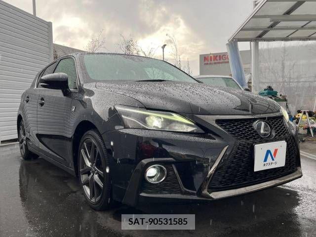 Lexus CT 2017-10 212523-16