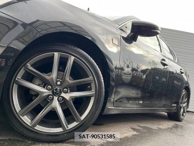 Lexus CT 2017-10 212523-13