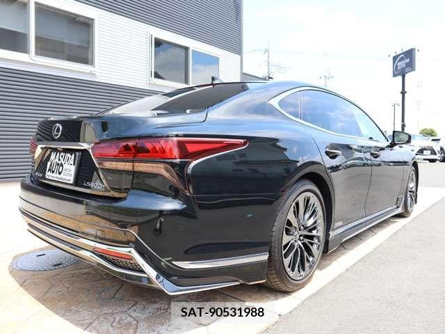 Lexus LS 2020-12 304727-6