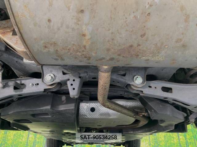 Toyota C-HR 2017-02 342826-19