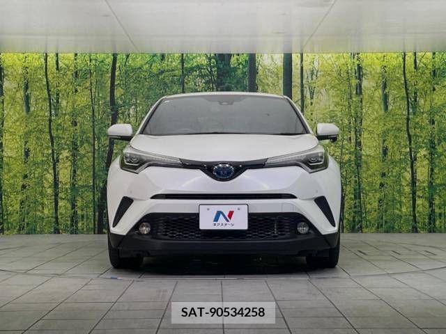Toyota C-HR 2017-02 342826-14