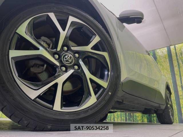 Toyota C-HR 2017-02 342826-13