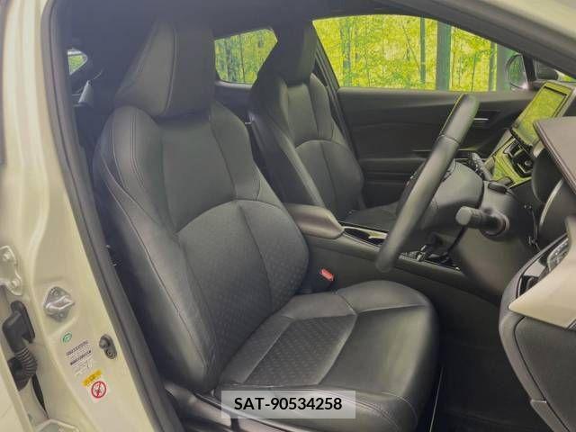 Toyota C-HR 2017-02 342826-8