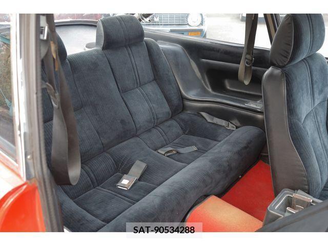 Isuzu 117 COUPE 1976-10 254084-10