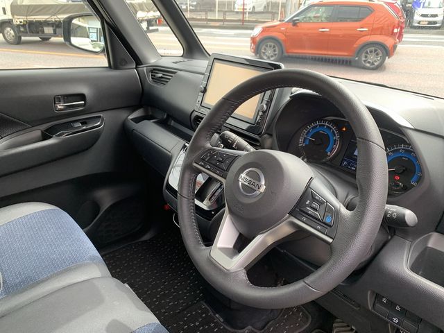 Nissan ROOX 2020-06 23841-5