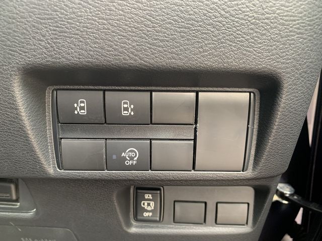 Nissan ROOX 2020-06 23841-13