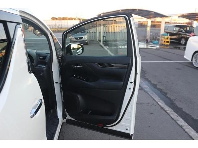 Toyota VELLFIRE 2018-01 26696-8