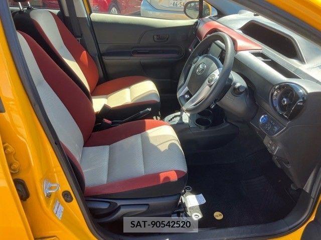 Toyota AQUA 2017-03 292035-11