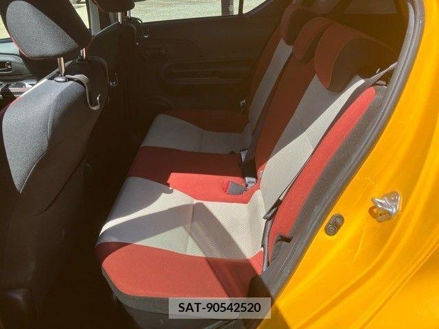 Toyota AQUA 2017-03 292035-14