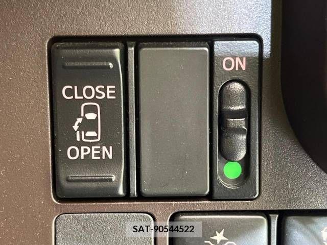 Toyota ROOMY 2018-09 222147-6