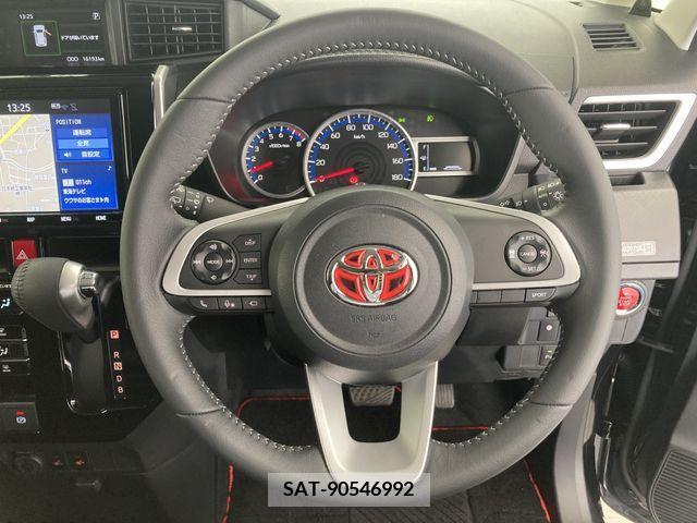 Toyota ROOMY 2022-01 334959-20