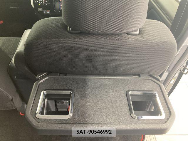 Toyota ROOMY 2022-01 334959-29