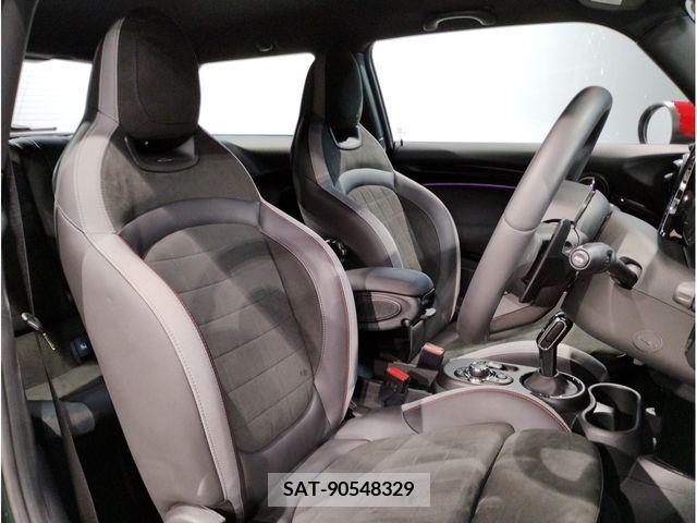 Bmw MINI 2023-03 203742-1