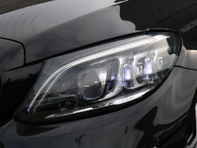 Mercedes Benz C-CLASS 2018-10 10083-19