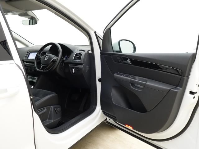 VolksWagen SHARAN 2018-06 11980-19